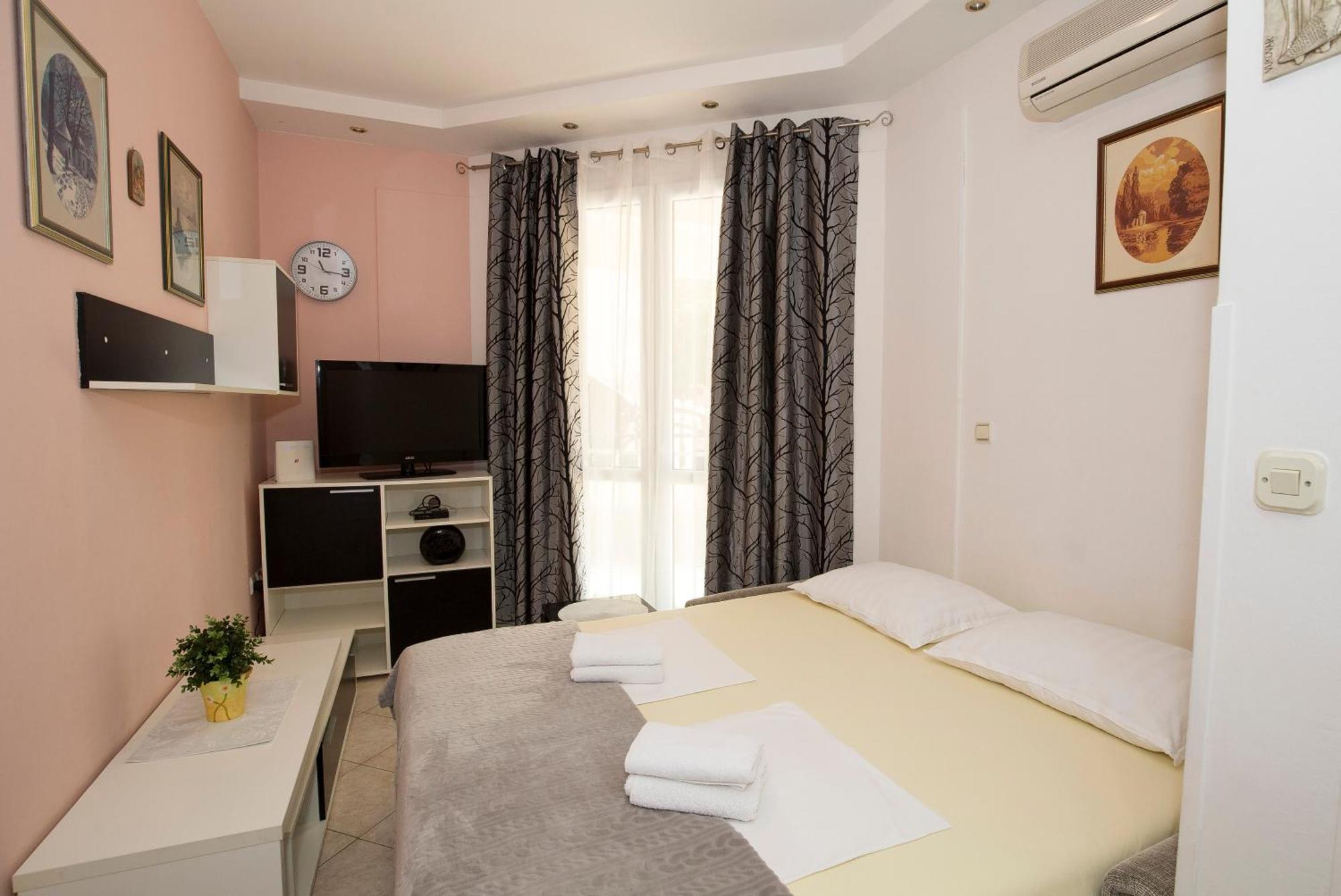 Apartman Roza Omiš Exterior foto