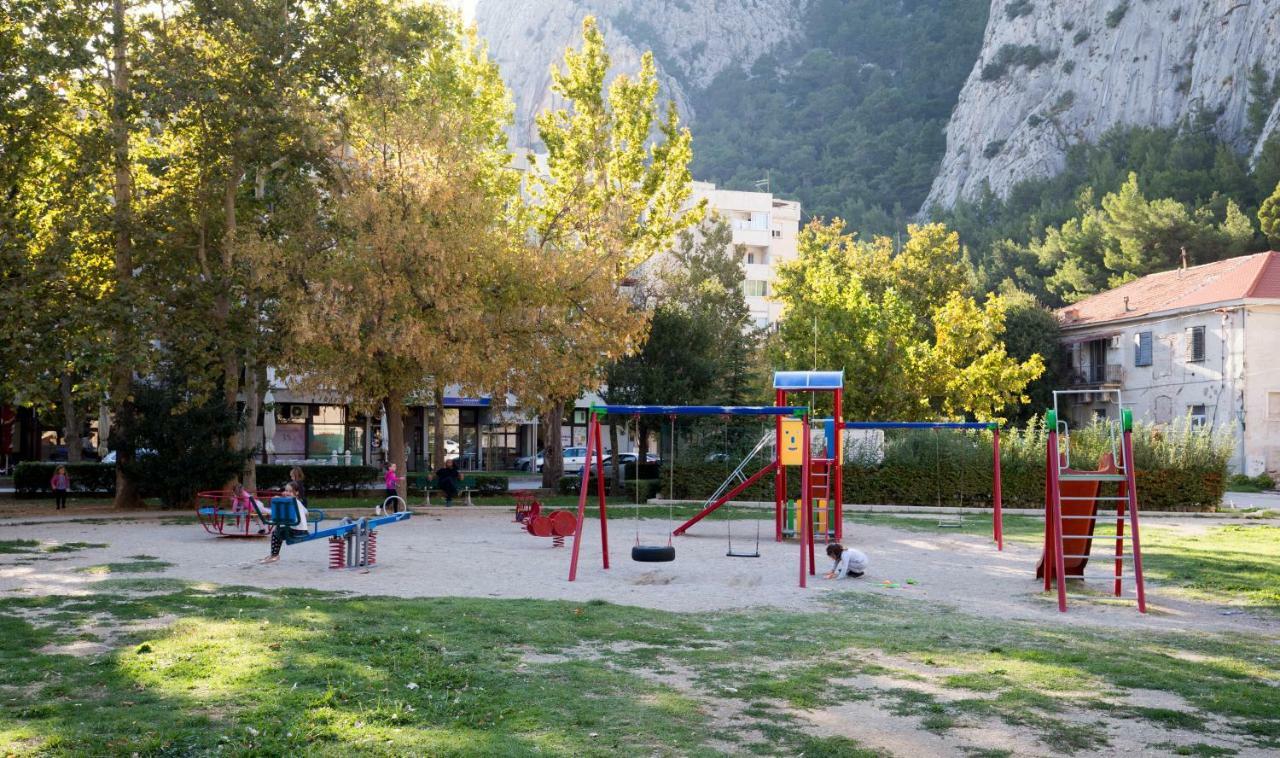 Apartman Roza Omiš Exterior foto